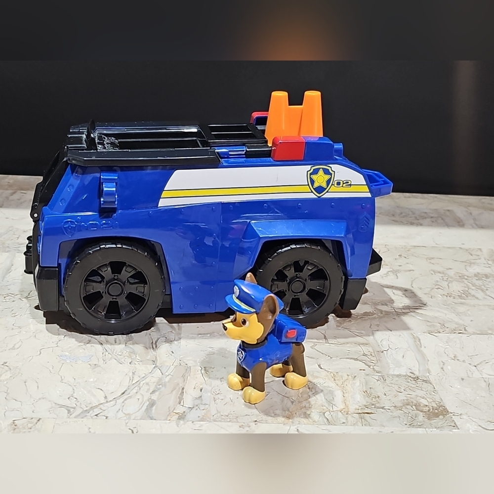 Paw Patrol Flip & Drive Chase 2-1 Transforming Vehicle Truck Car Blue